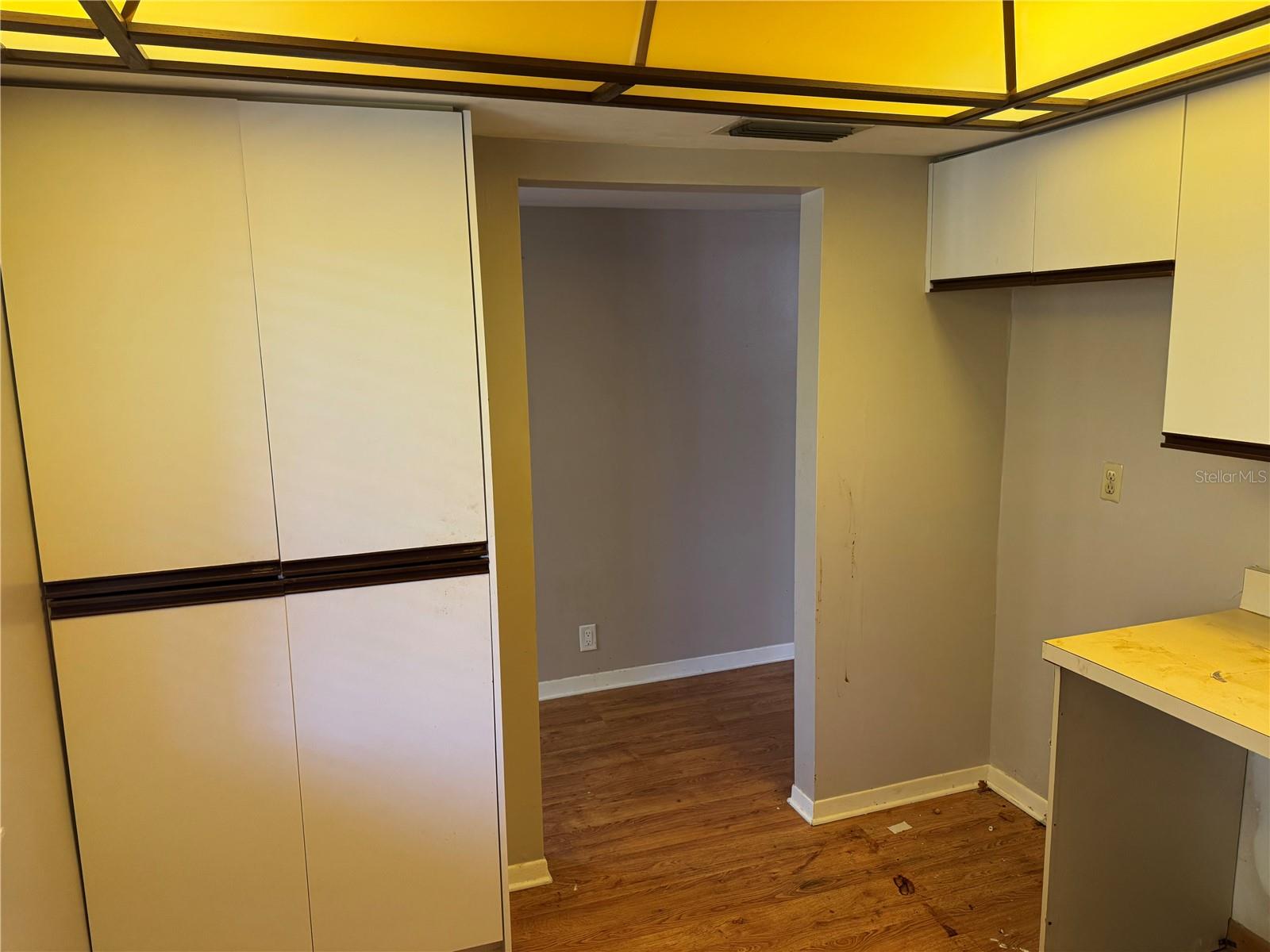 3076 EASTLAND BLVD #203, CLEARWATER, FL, 33761