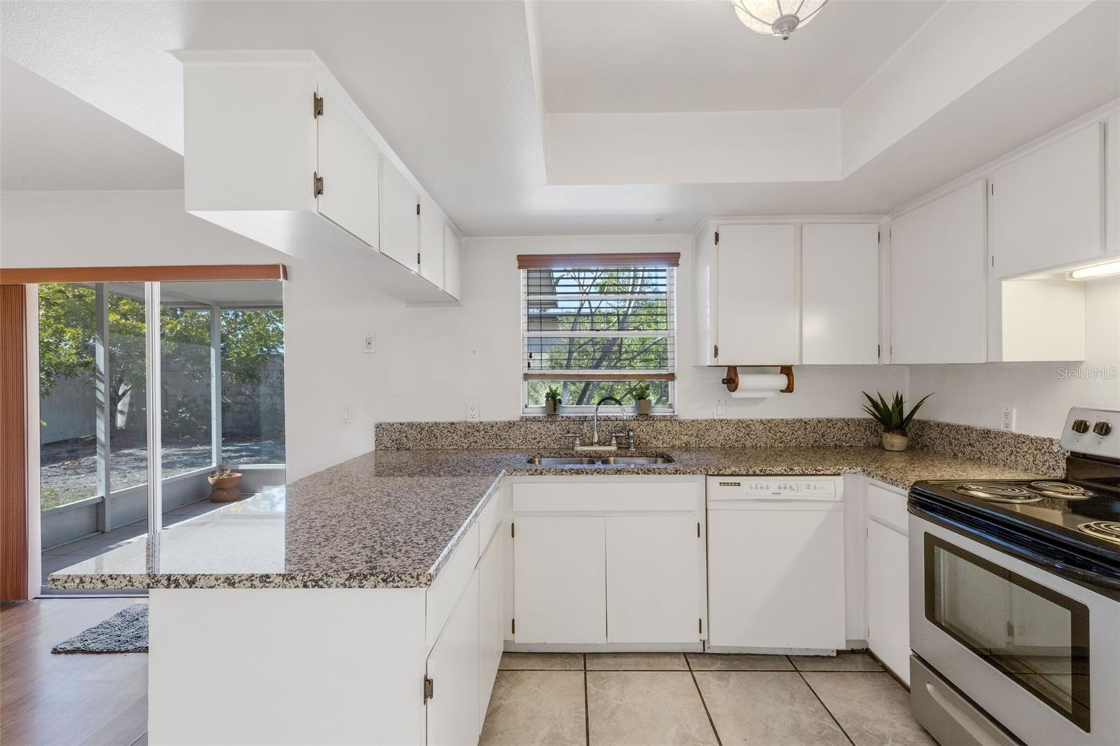 7571 121ST TER, LARGO, FL, 33773