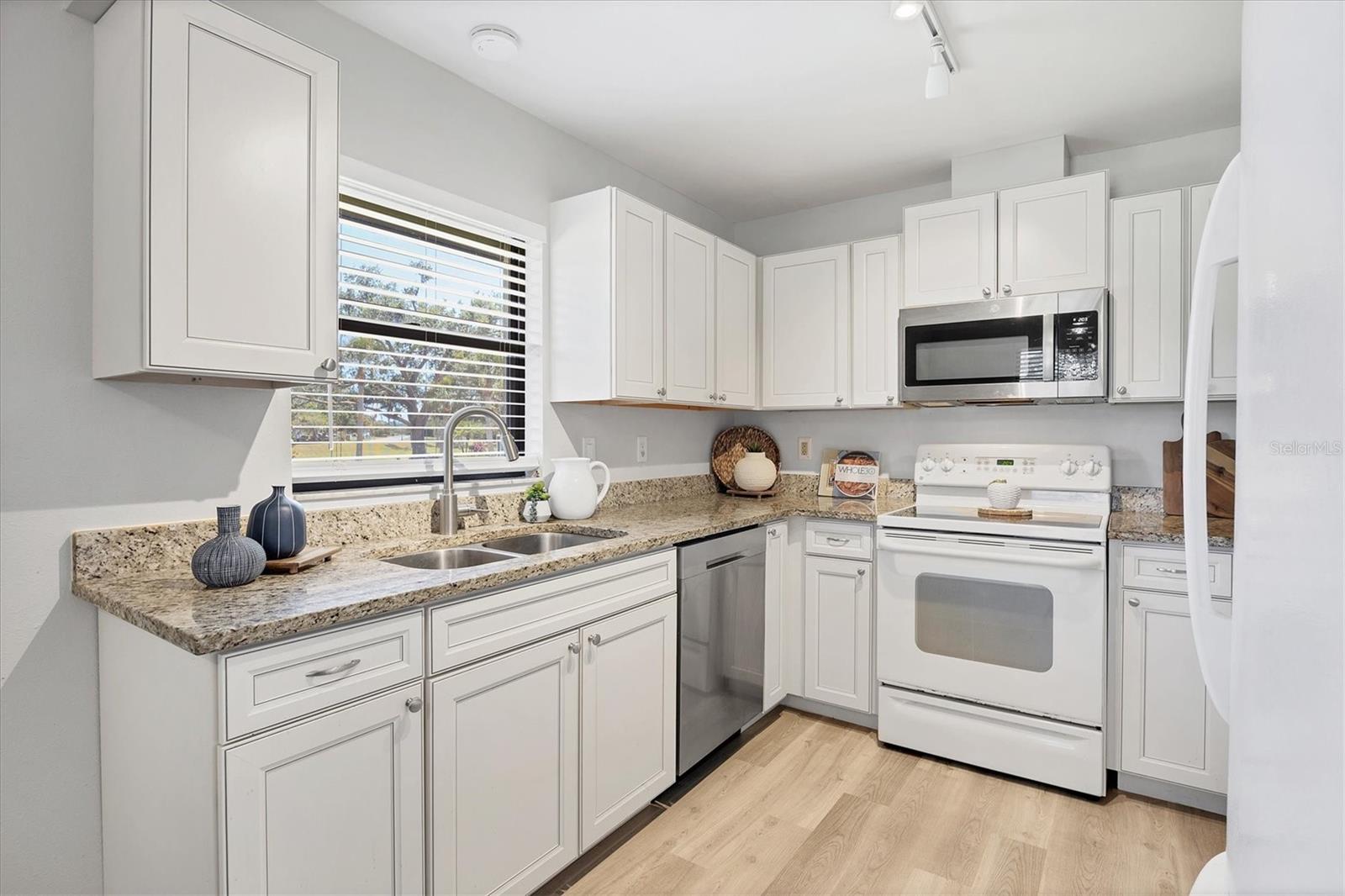 7374 ROYAL BIRKDALE DR #15D, SARASOTA, FL, 34238