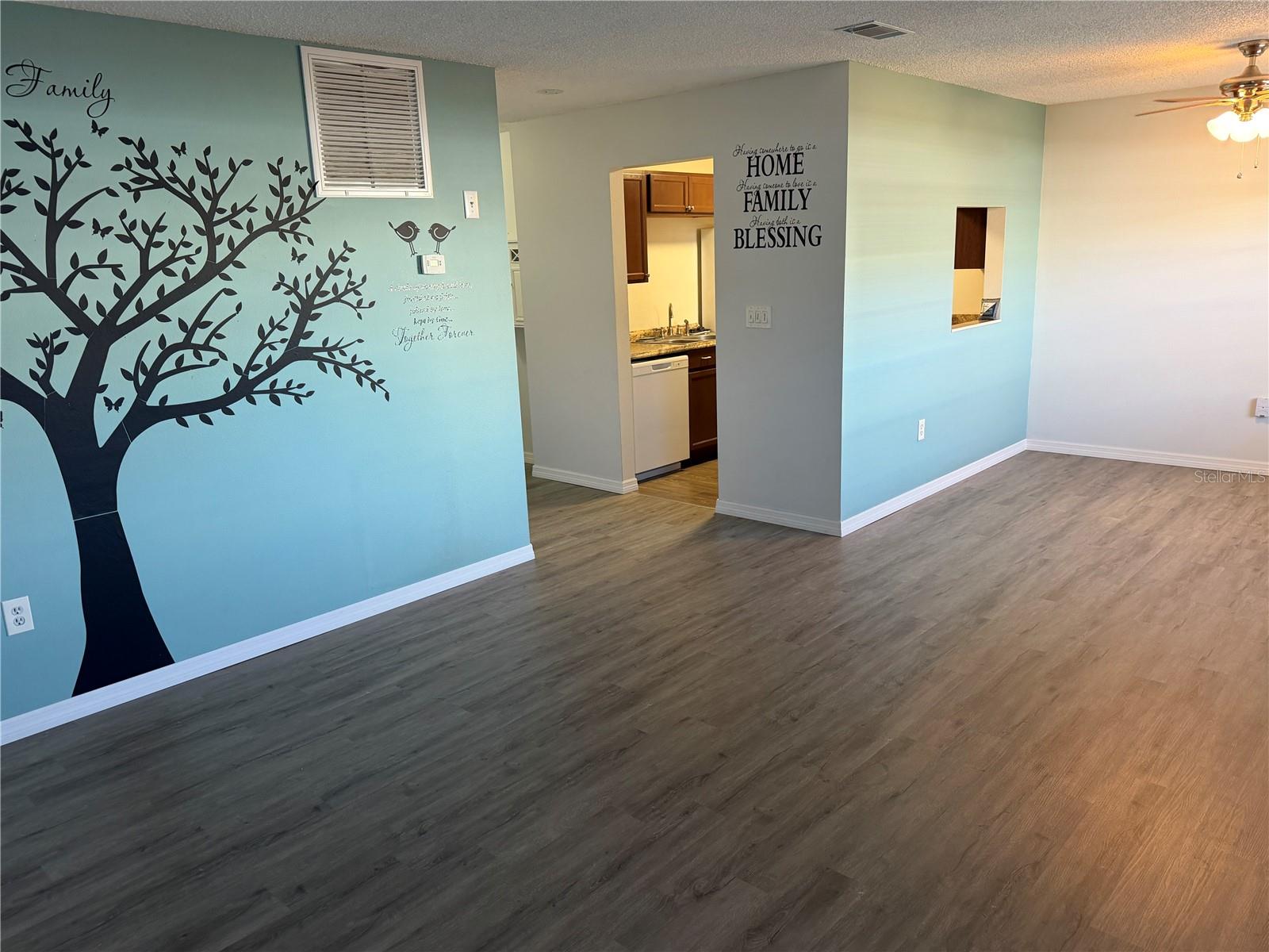 5967 TERRACE PARK DR N #104, ST PETERSBURG, FL, 33709