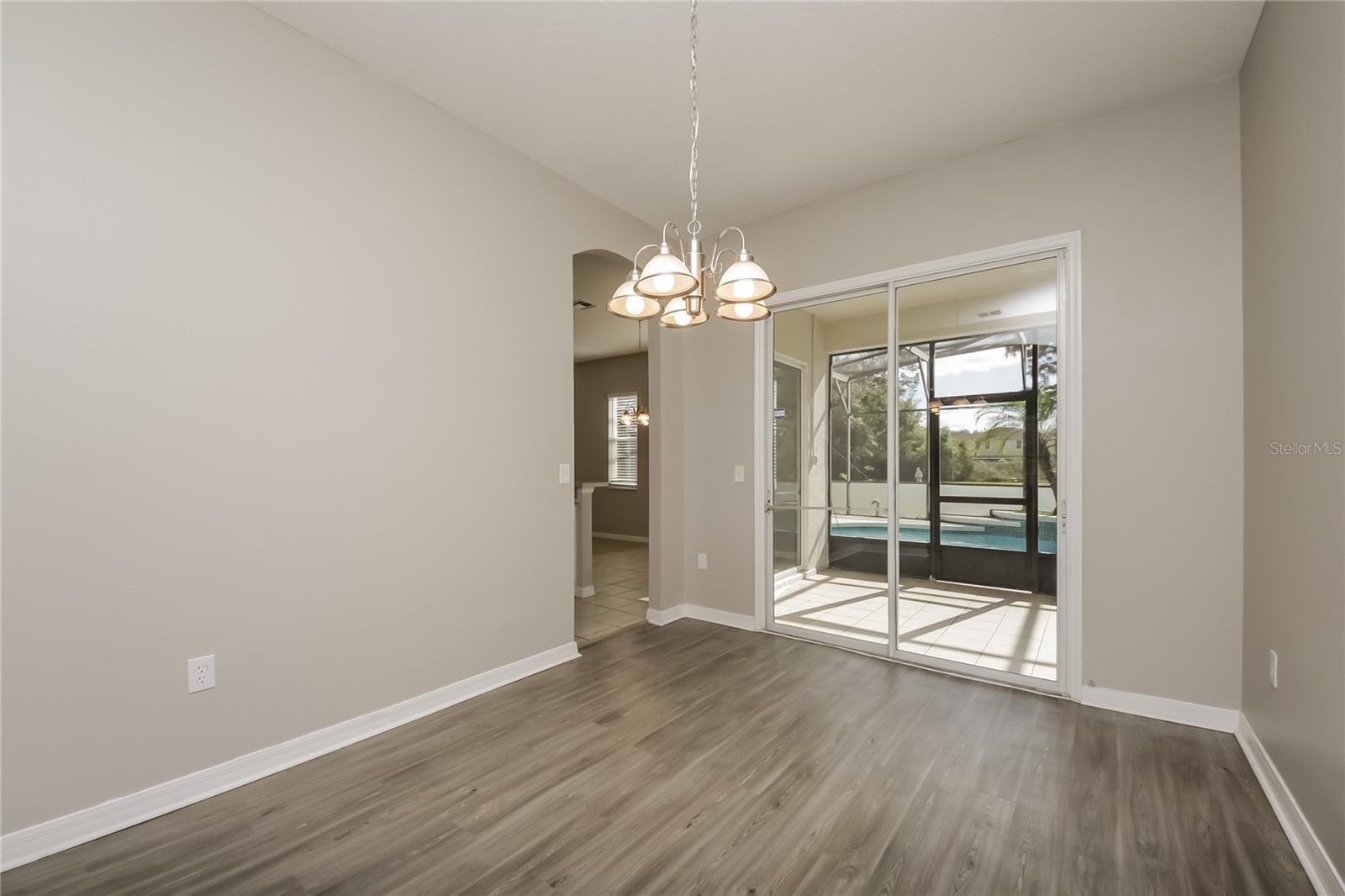 906 MENDOZA LN, KISSIMMEE, FL, 34758