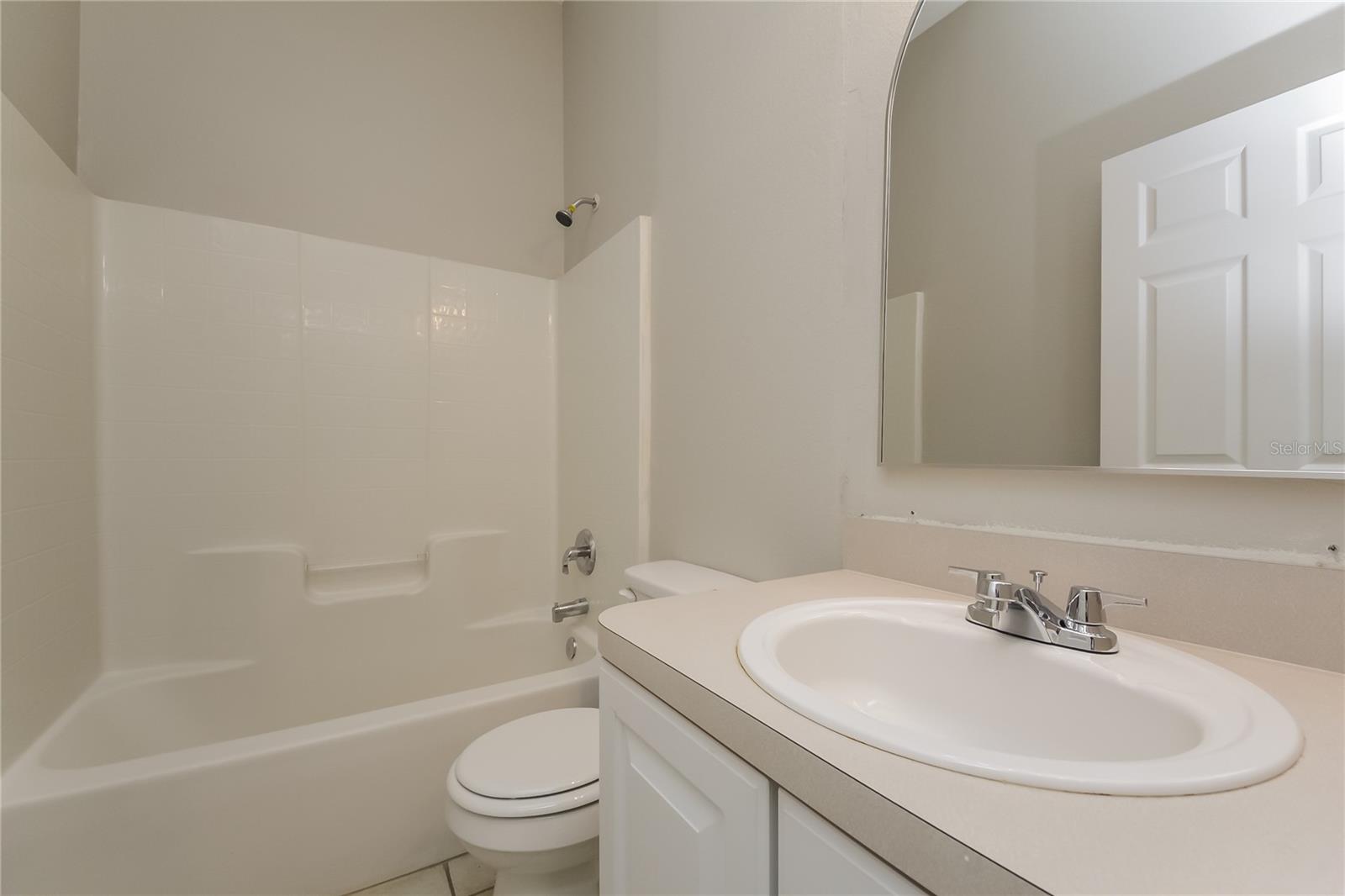 906 MENDOZA LN, KISSIMMEE, FL, 34758