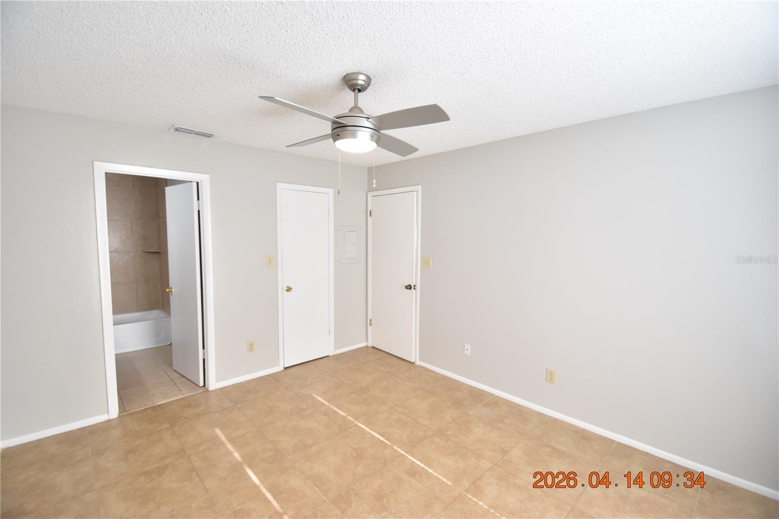 8605 MALLARD RESERVE DR #203, TAMPA, FL, 33614