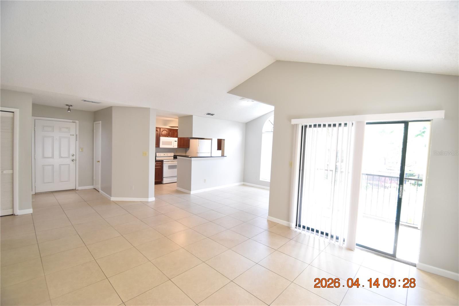 8605 MALLARD RESERVE DR #203, TAMPA, FL, 33614