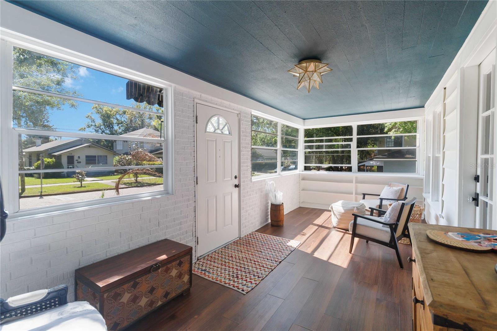 122 N MILLS AVE, ORLANDO, FL, 32801