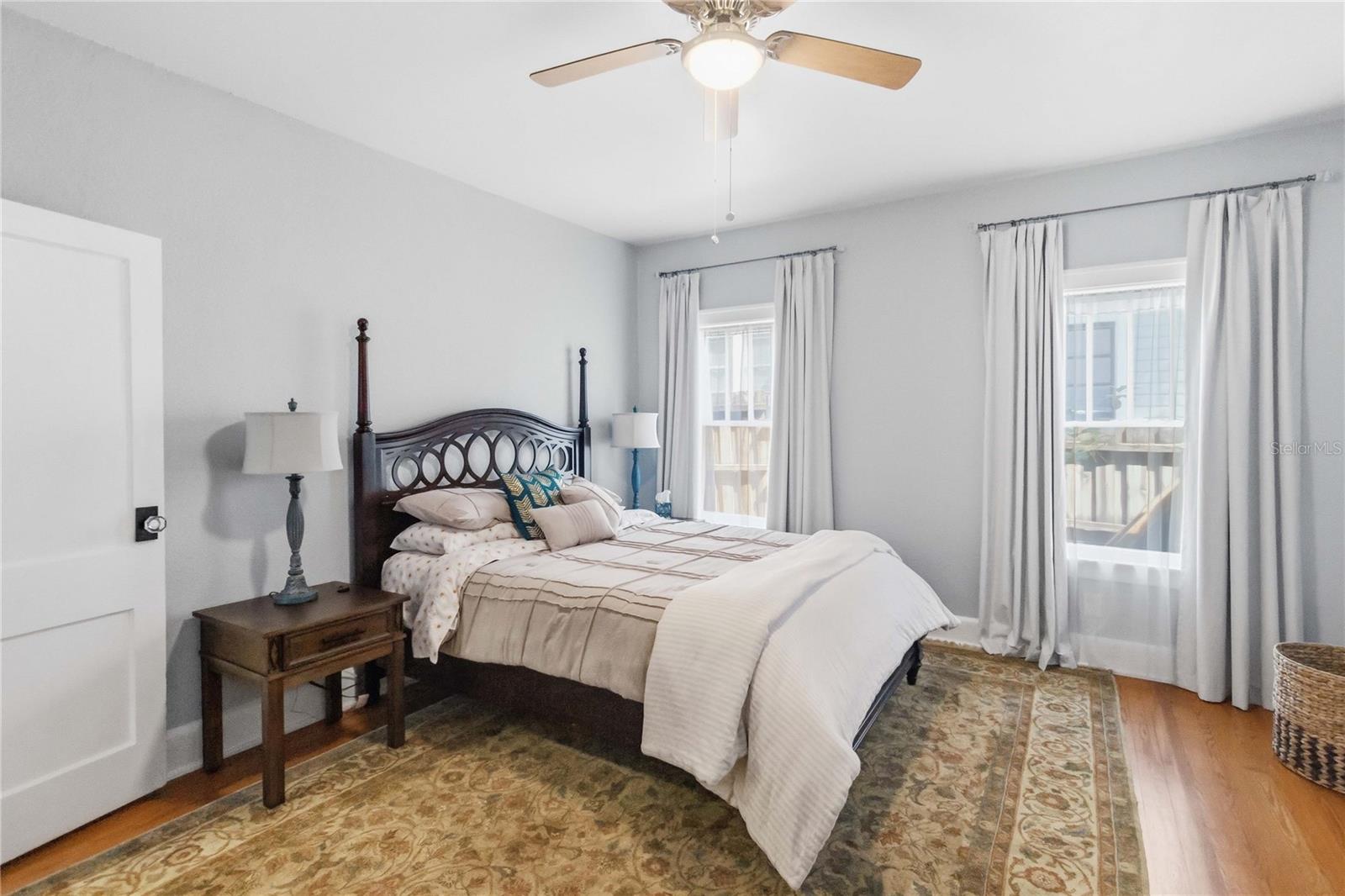 122 N MILLS AVE, ORLANDO, FL, 32801