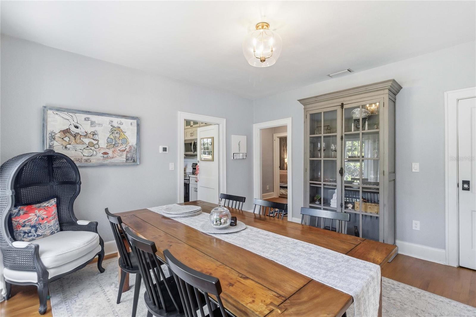 122 N MILLS AVE, ORLANDO, FL, 32801