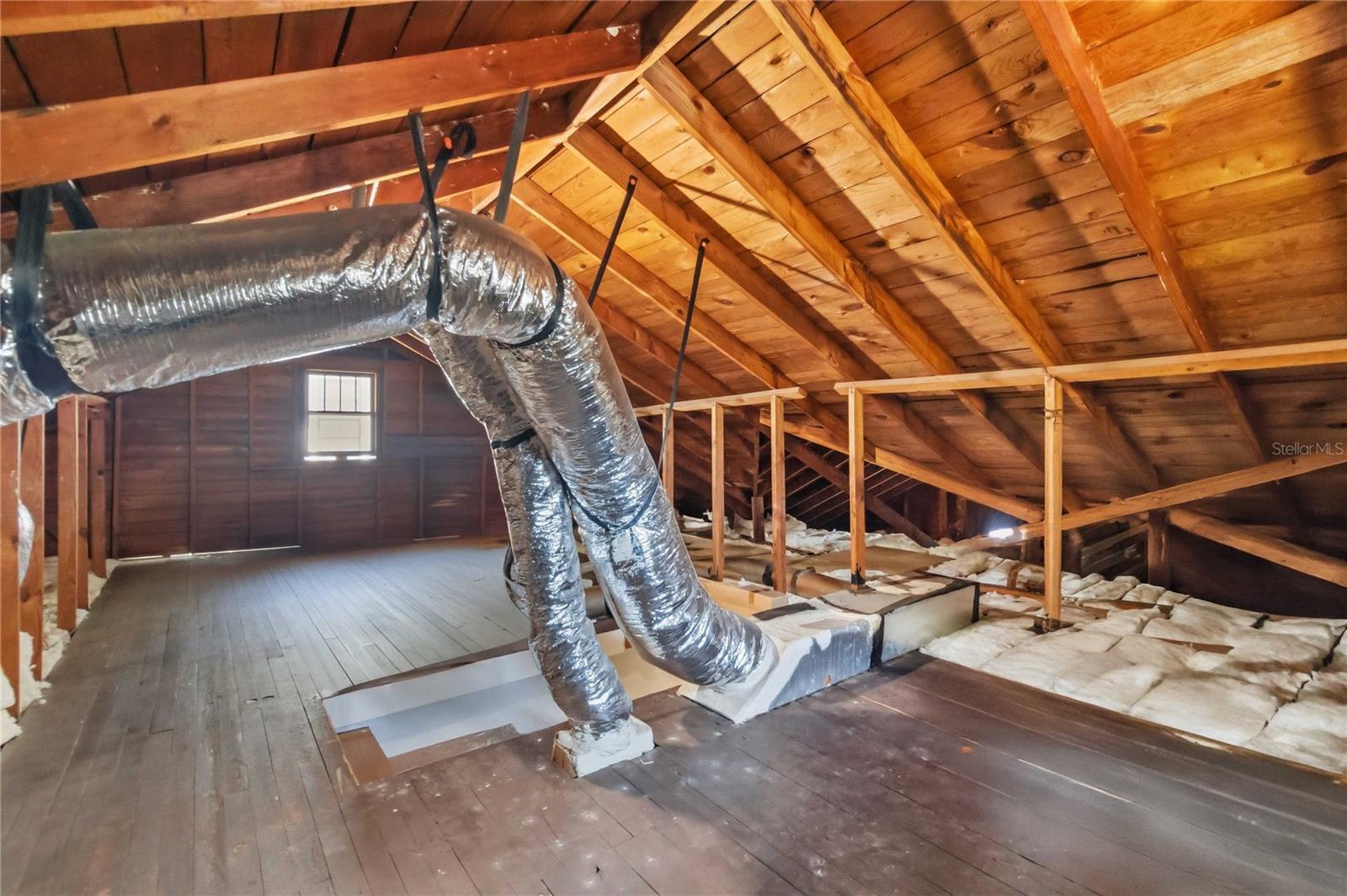 122 N MILLS AVE, ORLANDO, FL, 32801