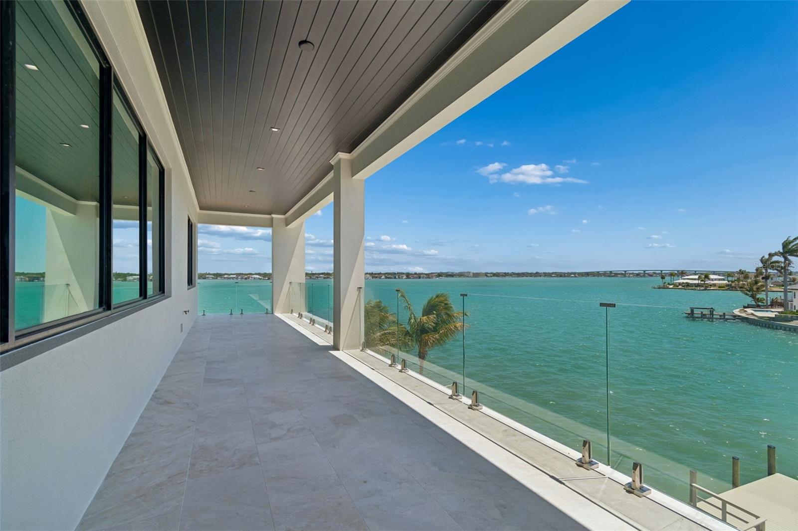 236 HOWARD DR, BELLEAIR BEACH, FL, 33786