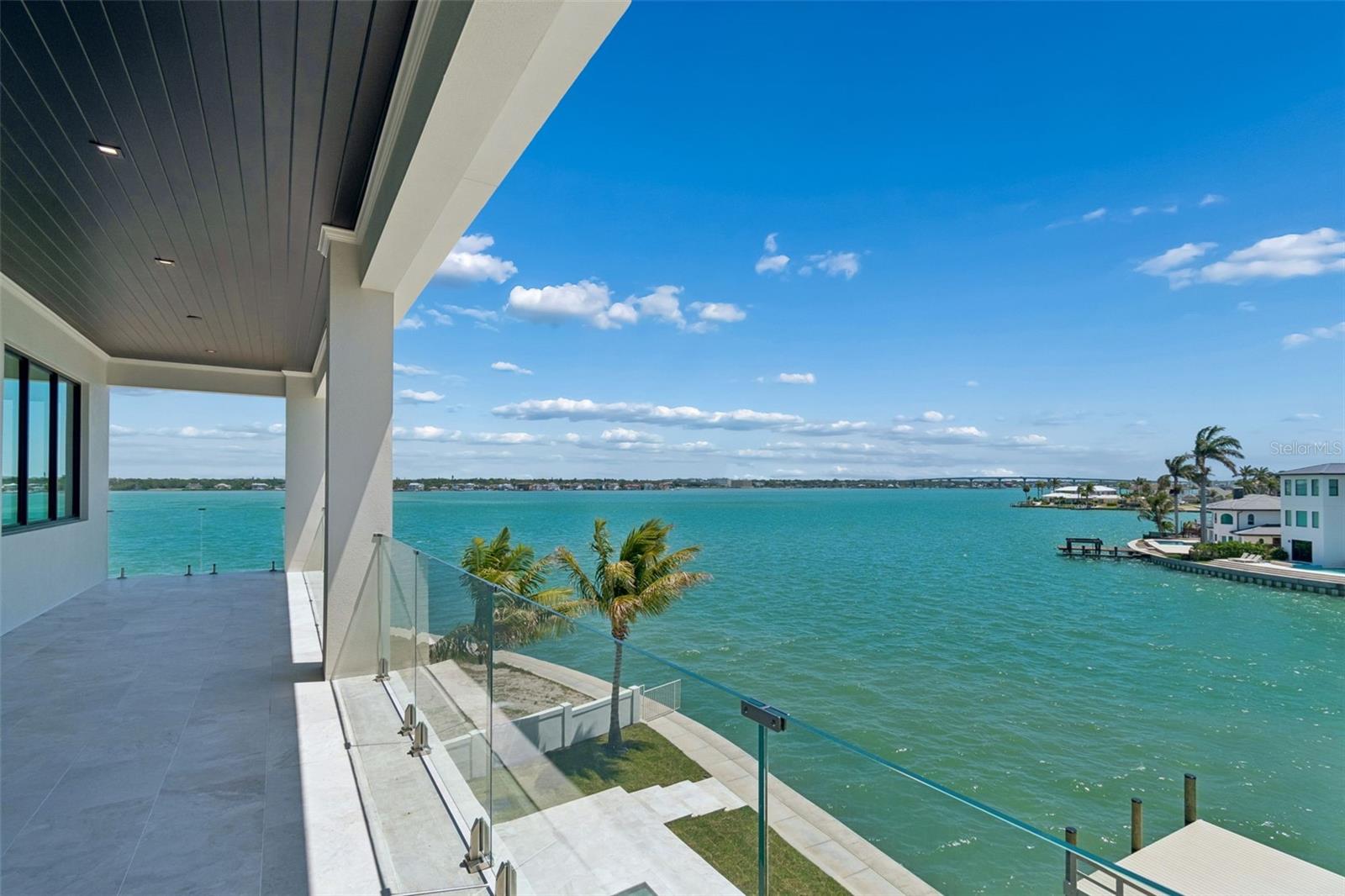 236 HOWARD DR, BELLEAIR BEACH, FL, 33786