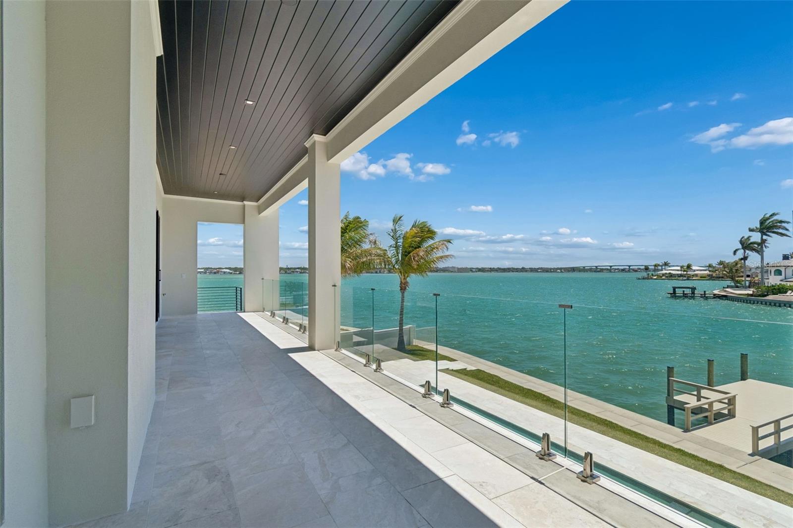 236 HOWARD DR, BELLEAIR BEACH, FL, 33786