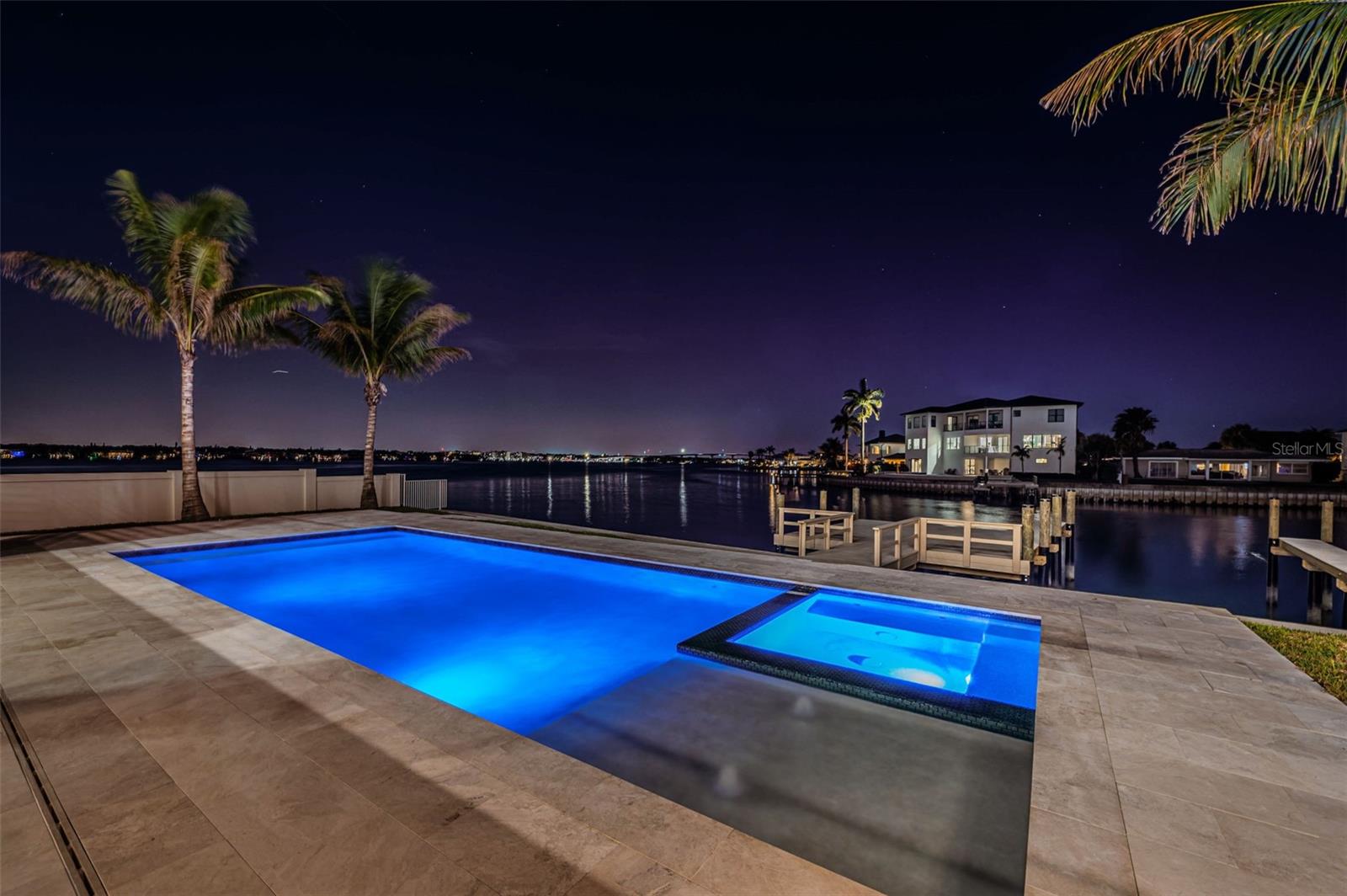 236 HOWARD DR, BELLEAIR BEACH, FL, 33786