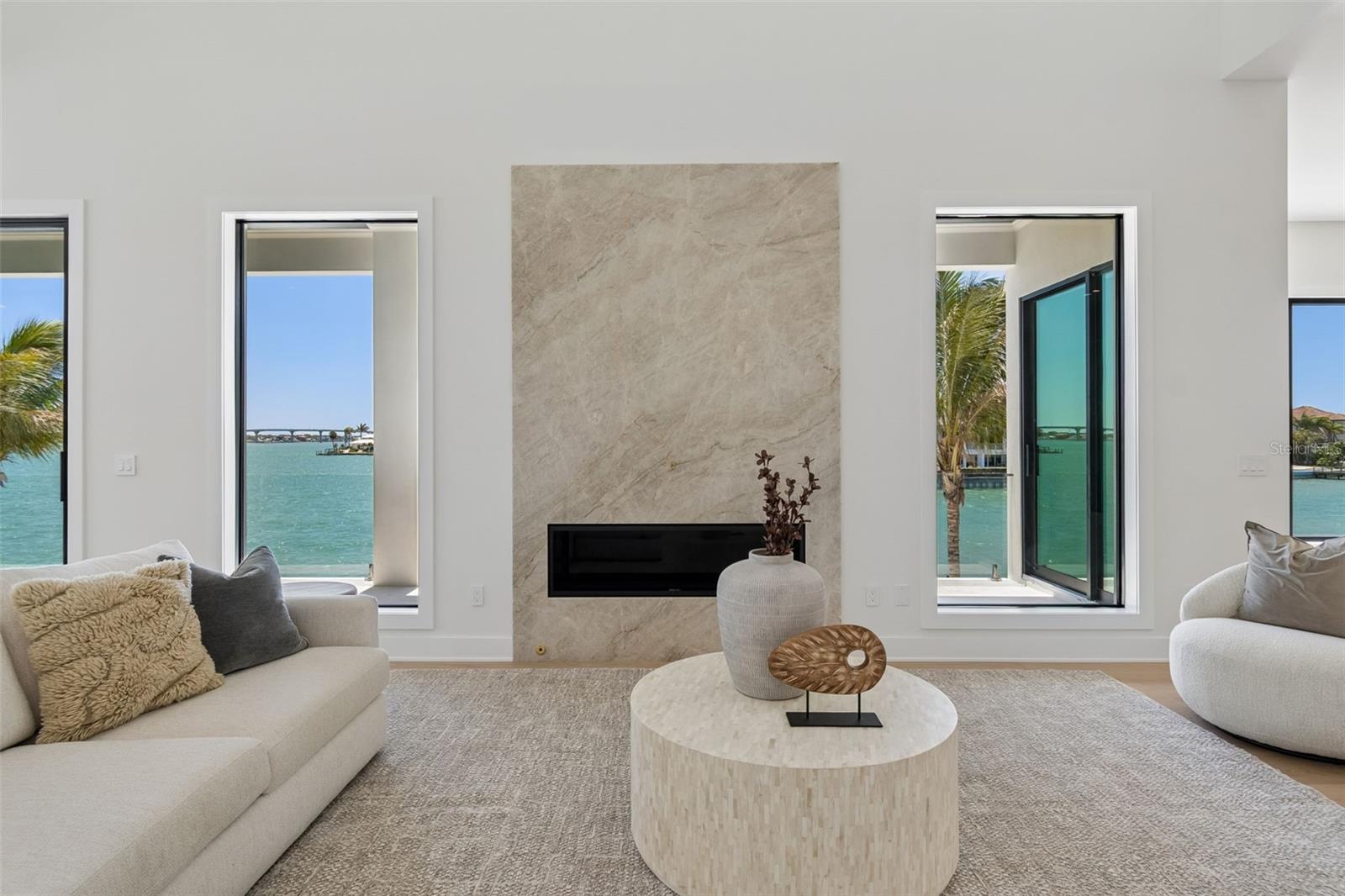 236 HOWARD DR, BELLEAIR BEACH, FL, 33786