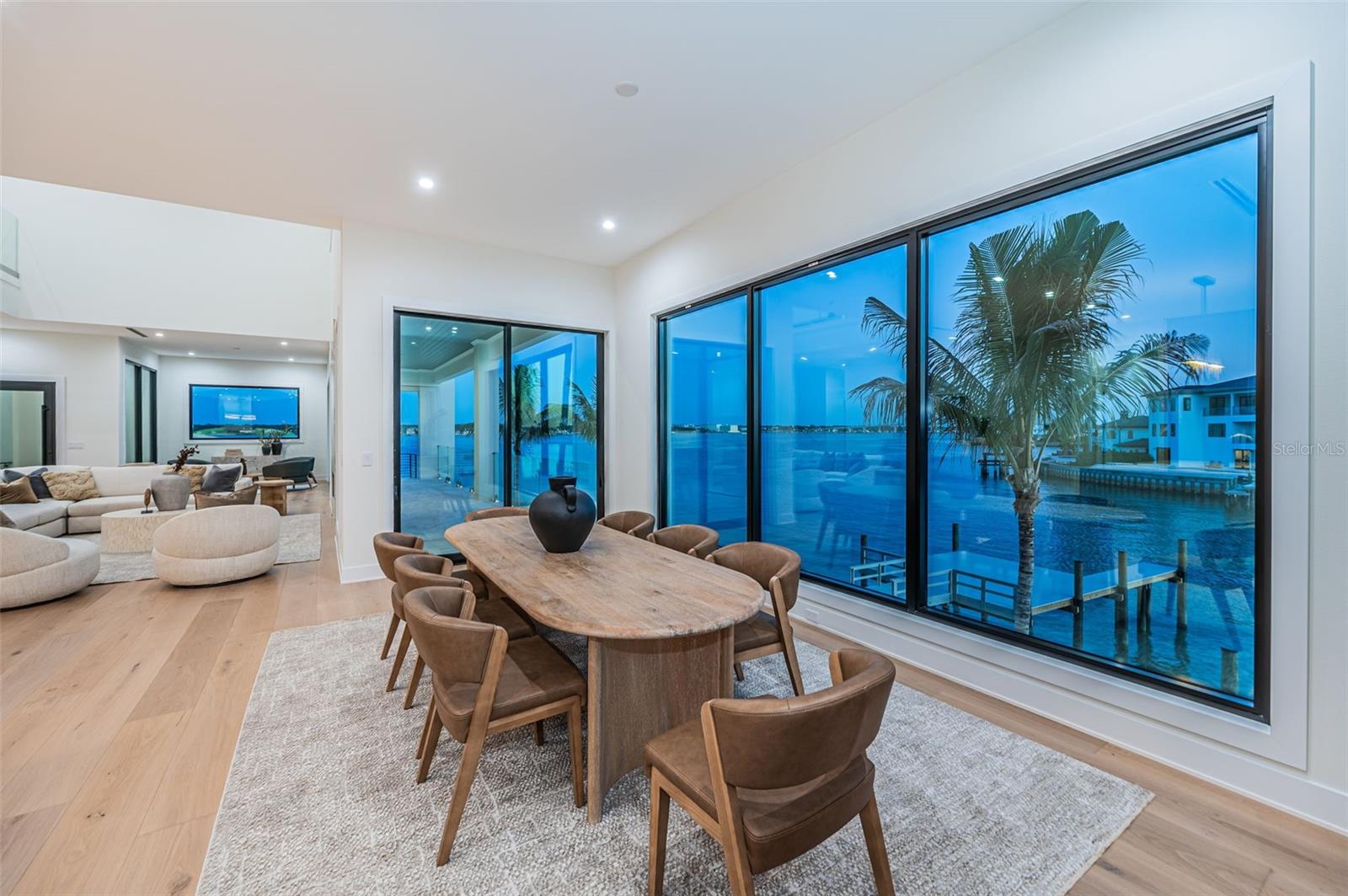 236 HOWARD DR, BELLEAIR BEACH, FL, 33786