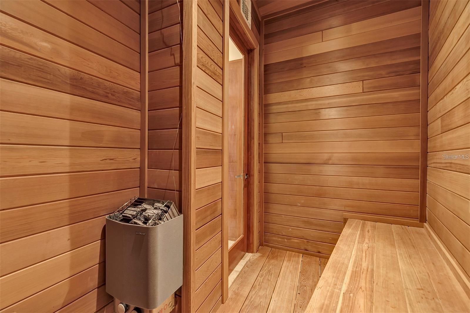 2616 N WESTMORELAND DR, ORLANDO, FL, 32804