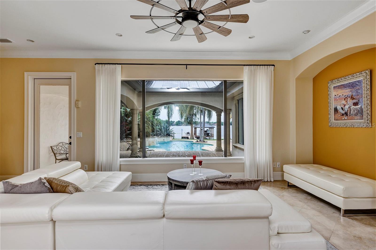 2616 N WESTMORELAND DR, ORLANDO, FL, 32804