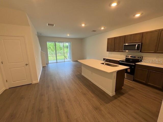 32547 WELLING BLADE LOOP, WESLEY CHAPEL, FL, 33545