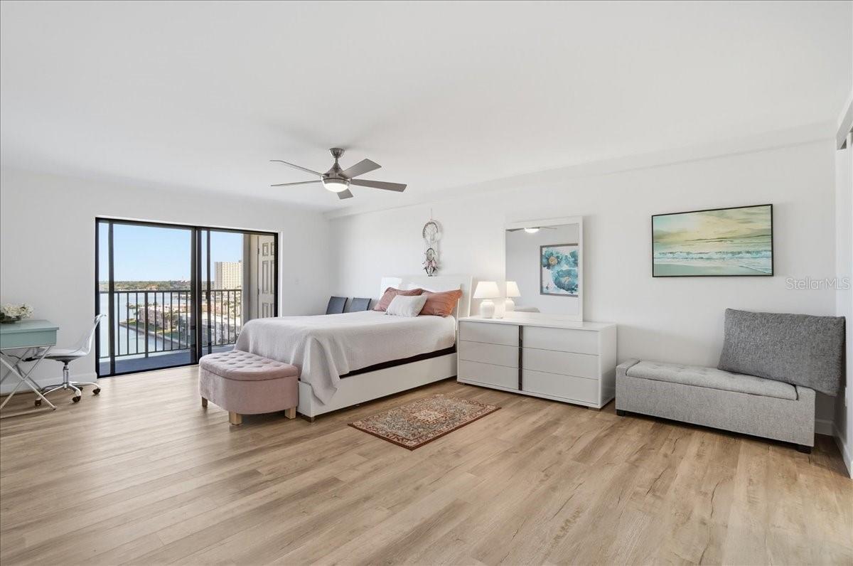 7300 SUN ISLAND DR S #905, SOUTH PASADENA, FL, 33707