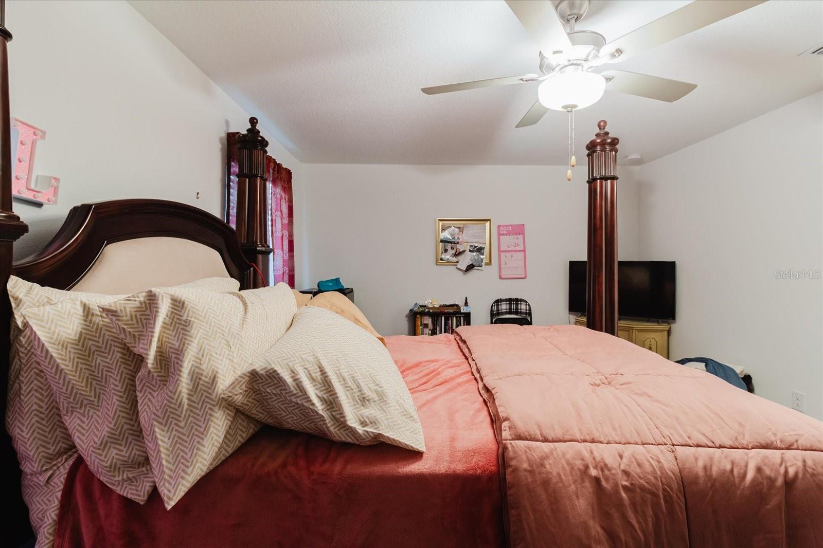 5226 FORUM BLVD, HOLIDAY, FL, 34690