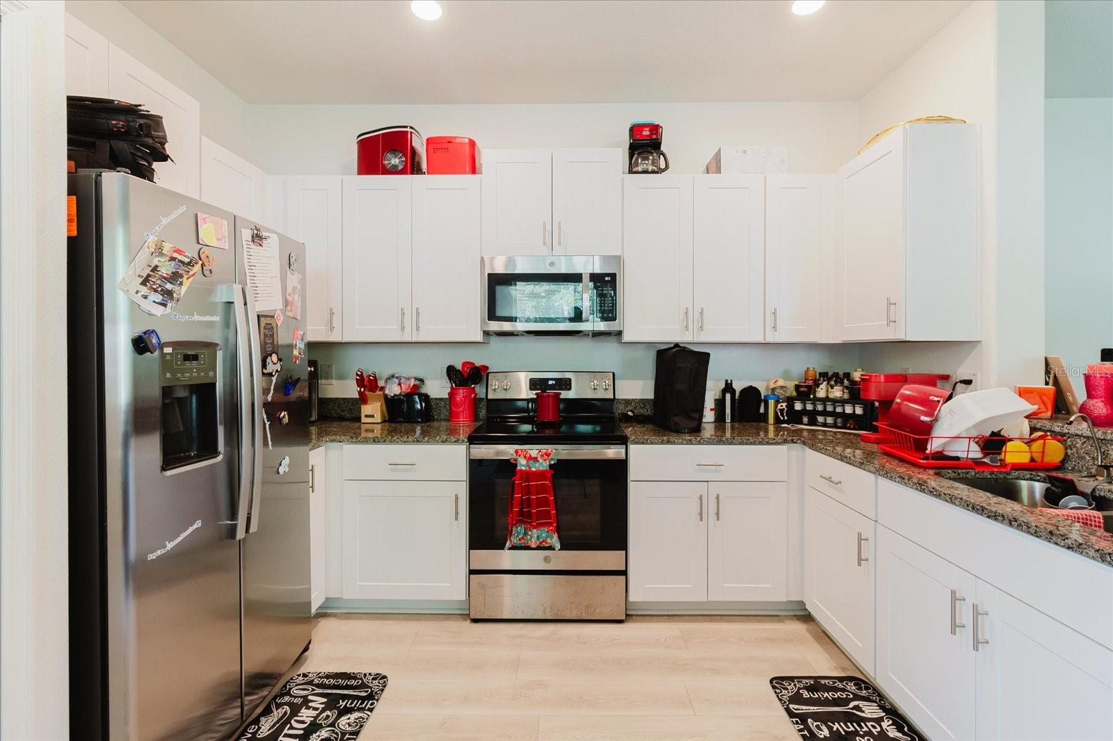 5226 FORUM BLVD, HOLIDAY, FL, 34690