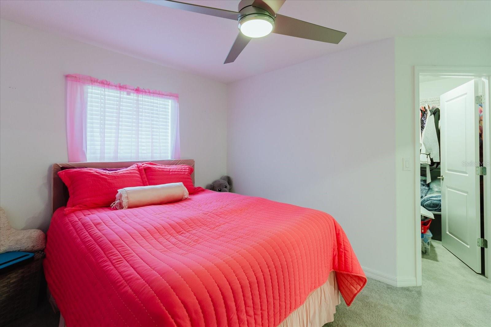 5226 FORUM BLVD, HOLIDAY, FL, 34690