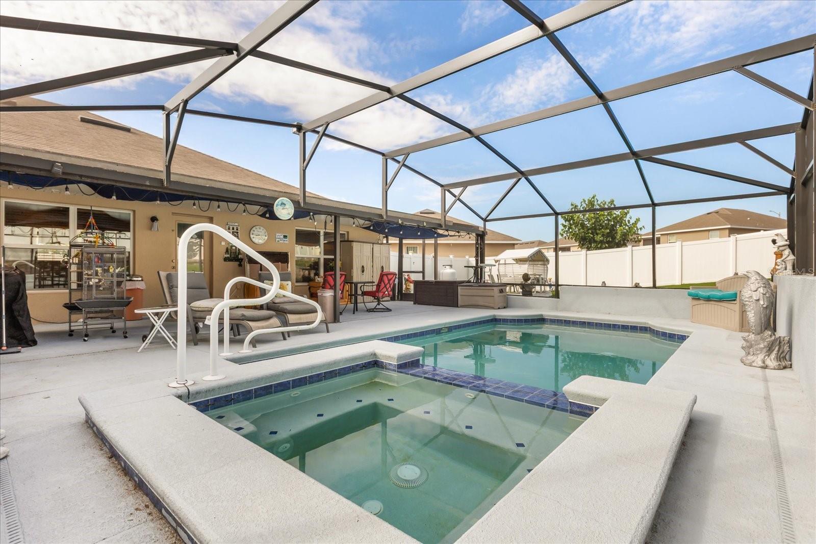 906 EDITH DR, FRUITLAND PARK, FL, 34731