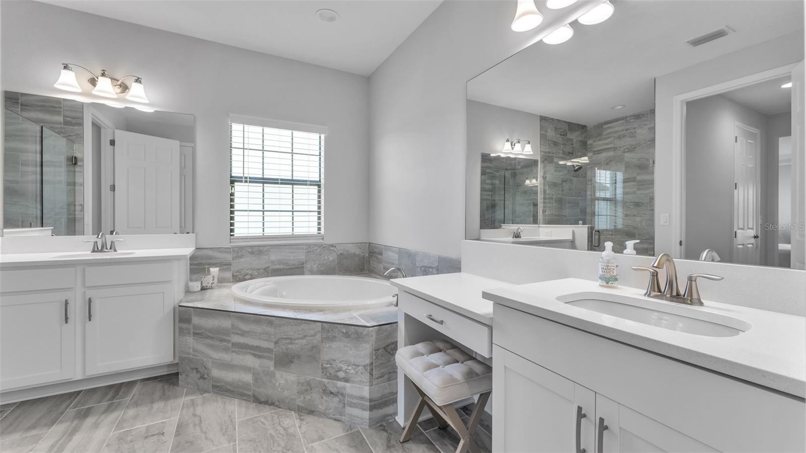 13112 WELLSPRING DR, LITHIA, FL, 33547