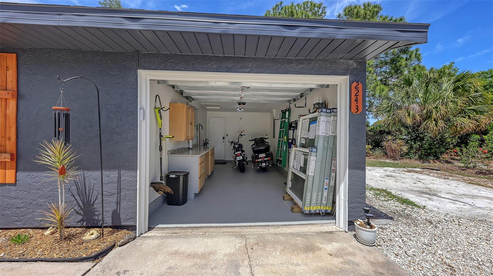 2243 LOCKWOOD MEADOWS DR, SARASOTA, FL, 34234