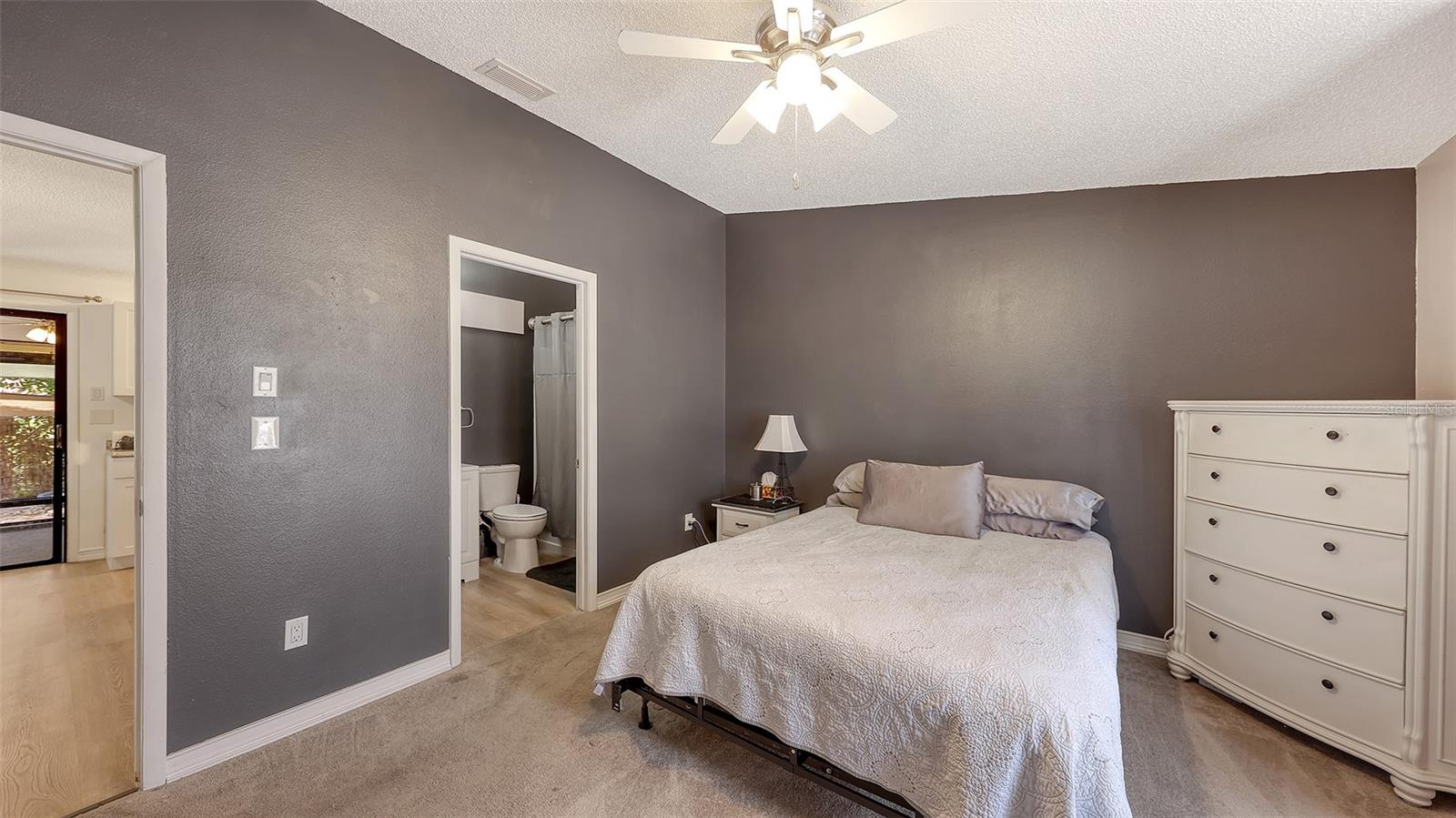 2243 LOCKWOOD MEADOWS DR, SARASOTA, FL, 34234