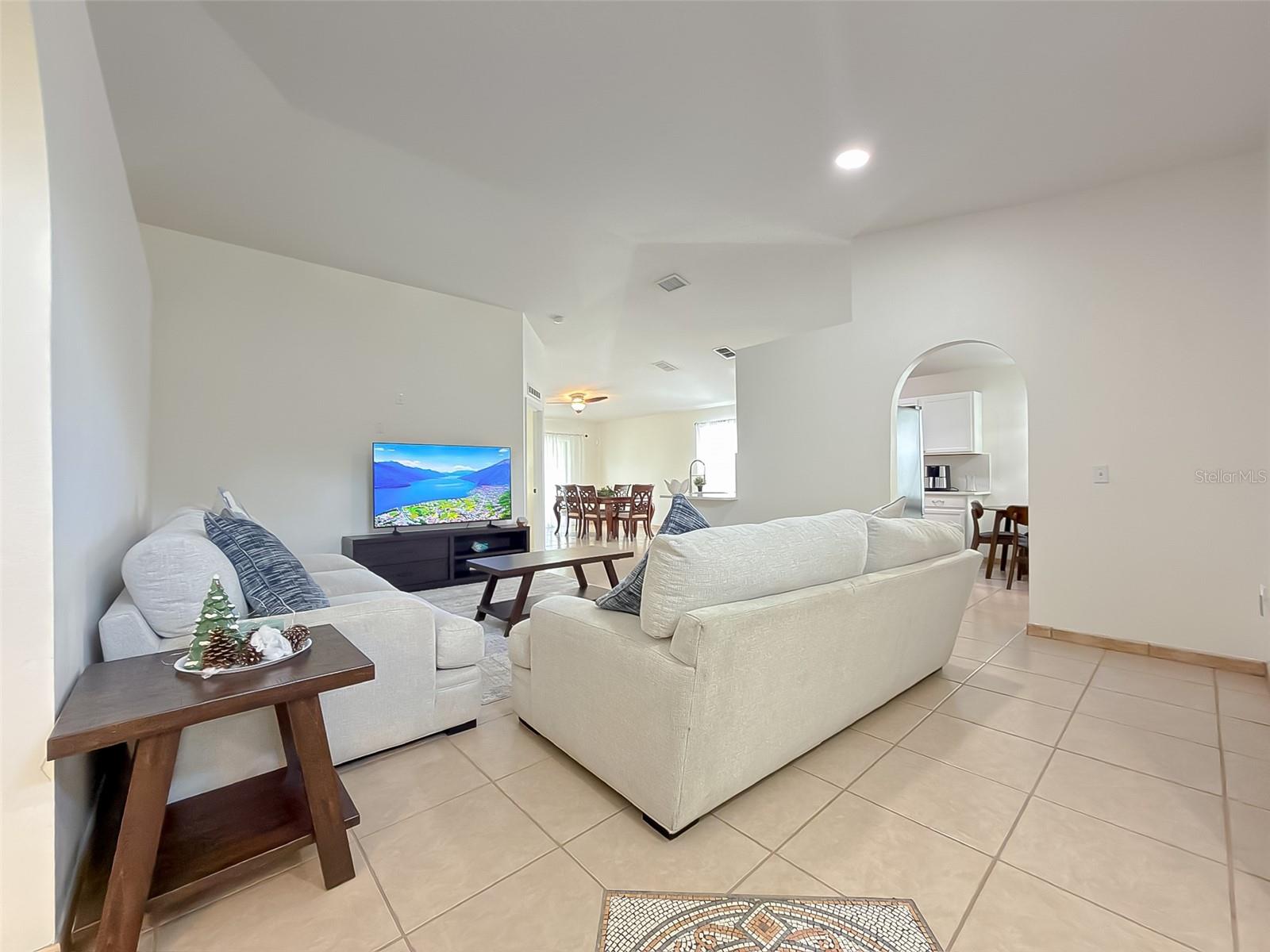 16668 CORNER LAKE DR, ORLANDO, FL, 32820