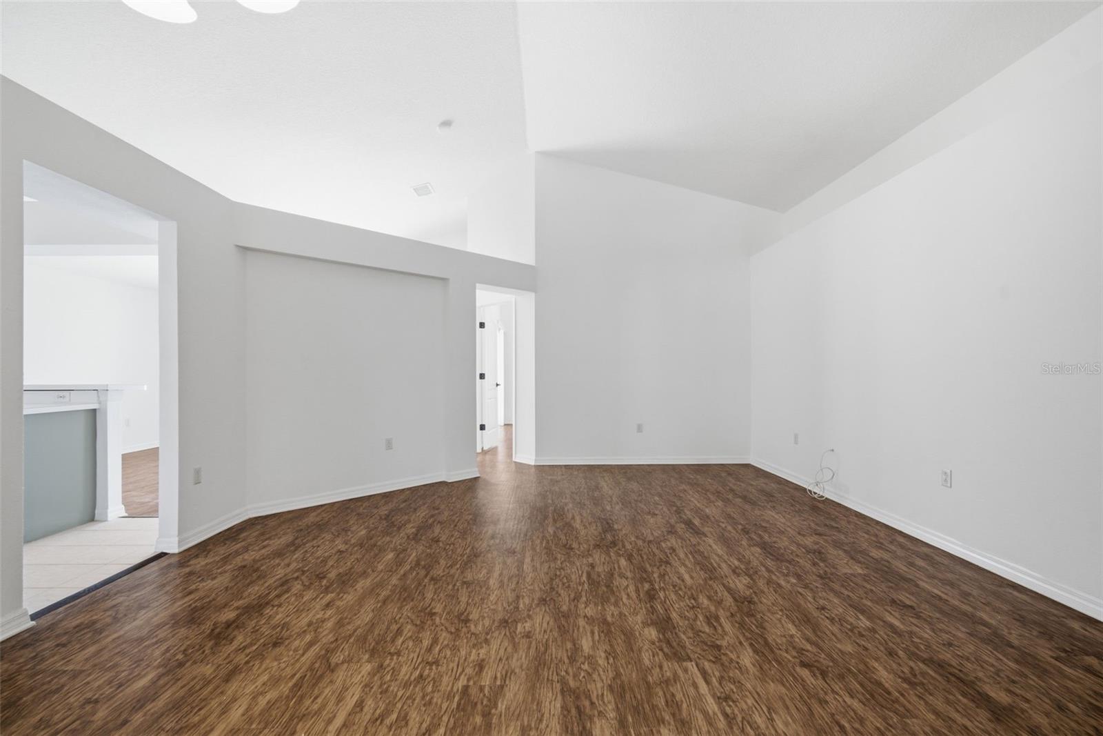 12501 LAKE VISTA DR, GIBSONTON, FL, 33534