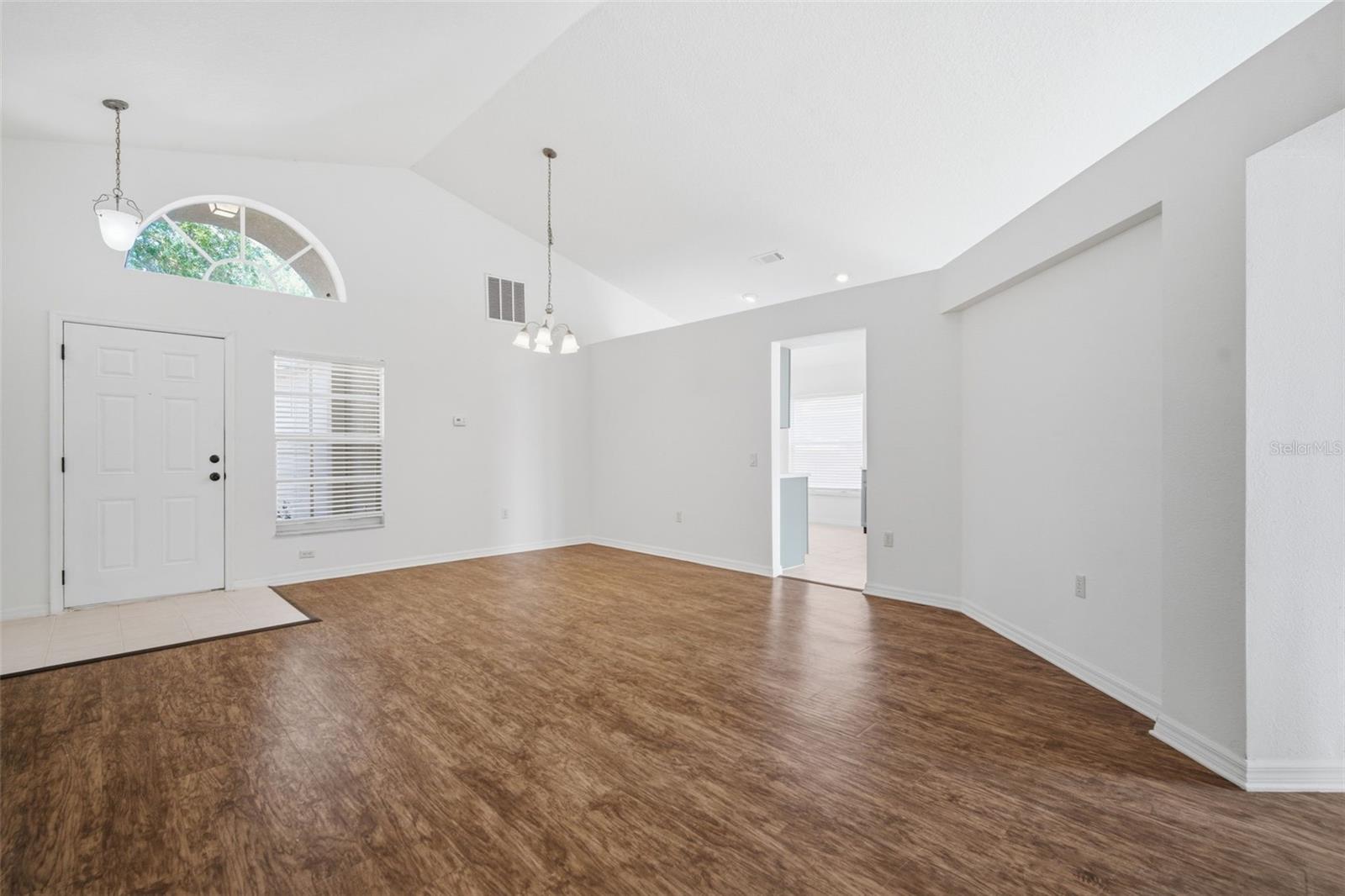 12501 LAKE VISTA DR, GIBSONTON, FL, 33534