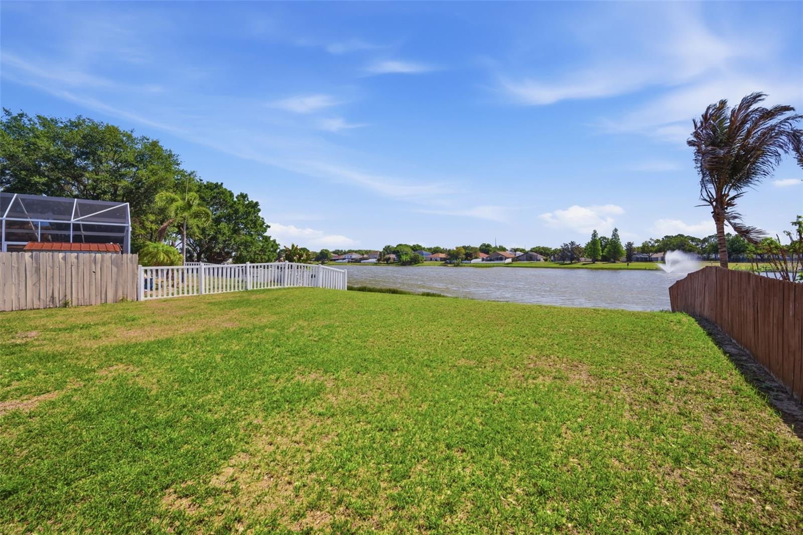 12501 LAKE VISTA DR, GIBSONTON, FL, 33534