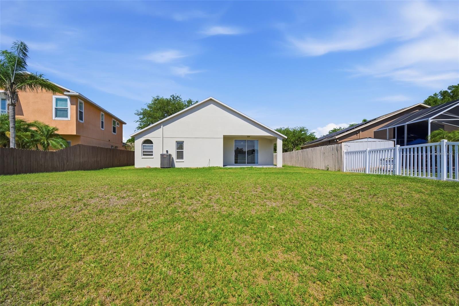 12501 LAKE VISTA DR, GIBSONTON, FL, 33534