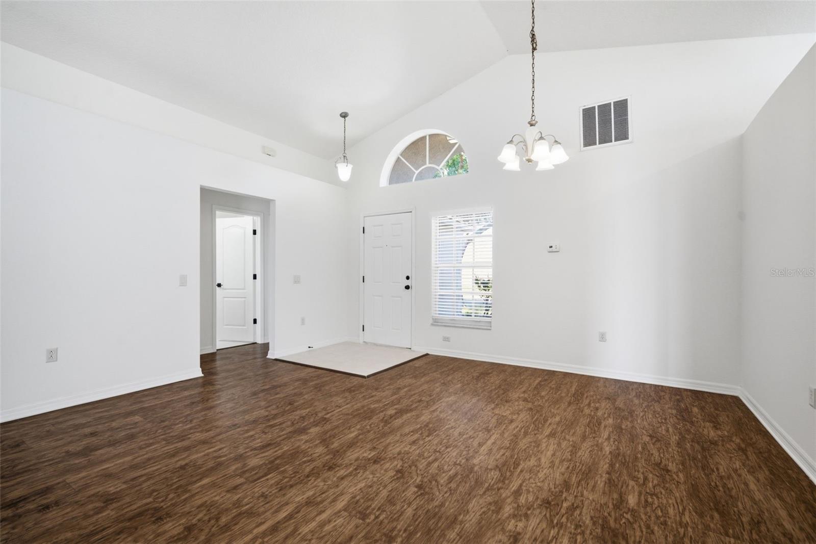 12501 LAKE VISTA DR, GIBSONTON, FL, 33534