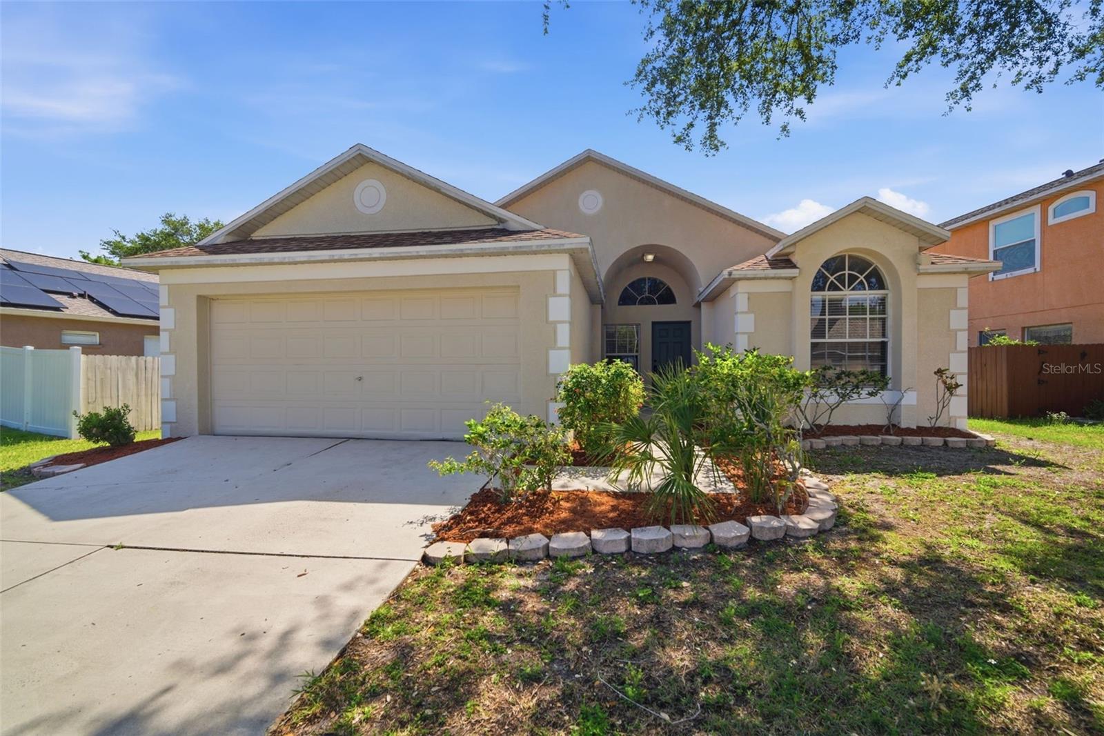12501 LAKE VISTA DR, GIBSONTON, FL, 33534