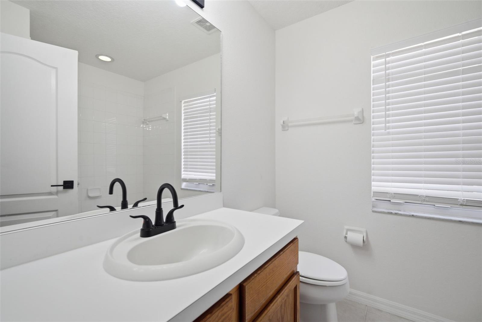 12501 LAKE VISTA DR, GIBSONTON, FL, 33534