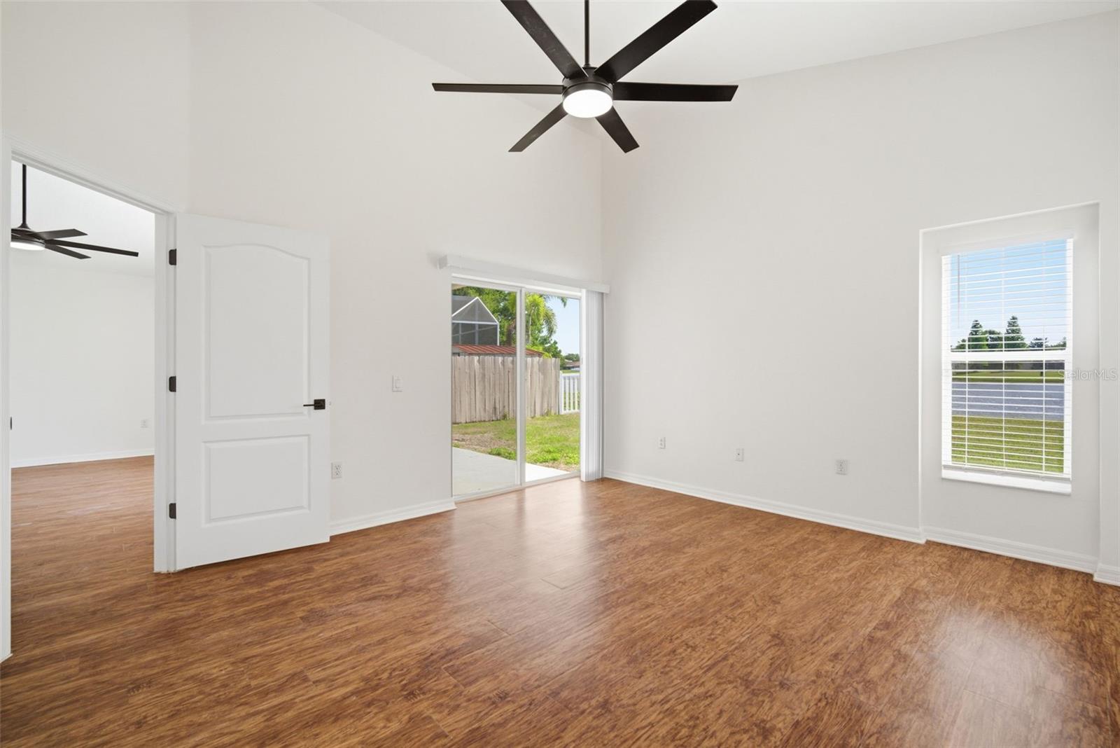 12501 LAKE VISTA DR, GIBSONTON, FL, 33534