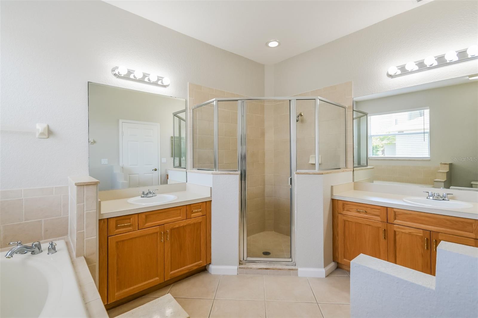 2925 WILLOW CREEK LN, KISSIMMEE, FL, 34741