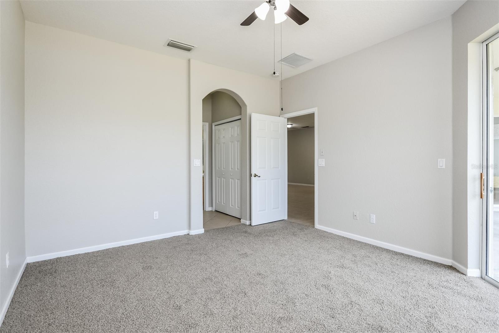 2925 WILLOW CREEK LN, KISSIMMEE, FL, 34741