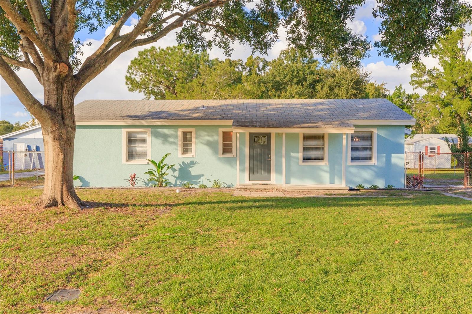 3911 W TYSON AVE, TAMPA, FL, 33611