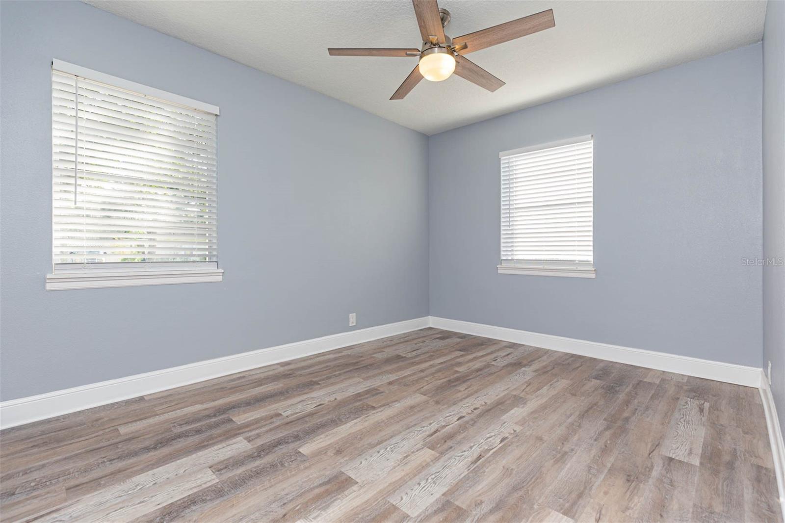 3911 W TYSON AVE, TAMPA, FL, 33611