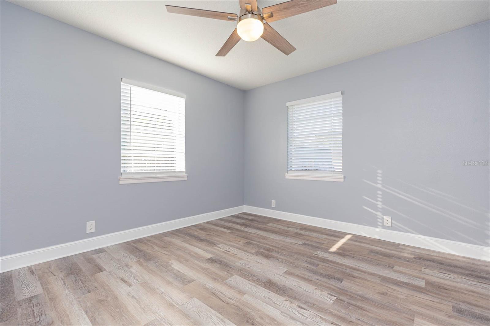 3911 W TYSON AVE, TAMPA, FL, 33611