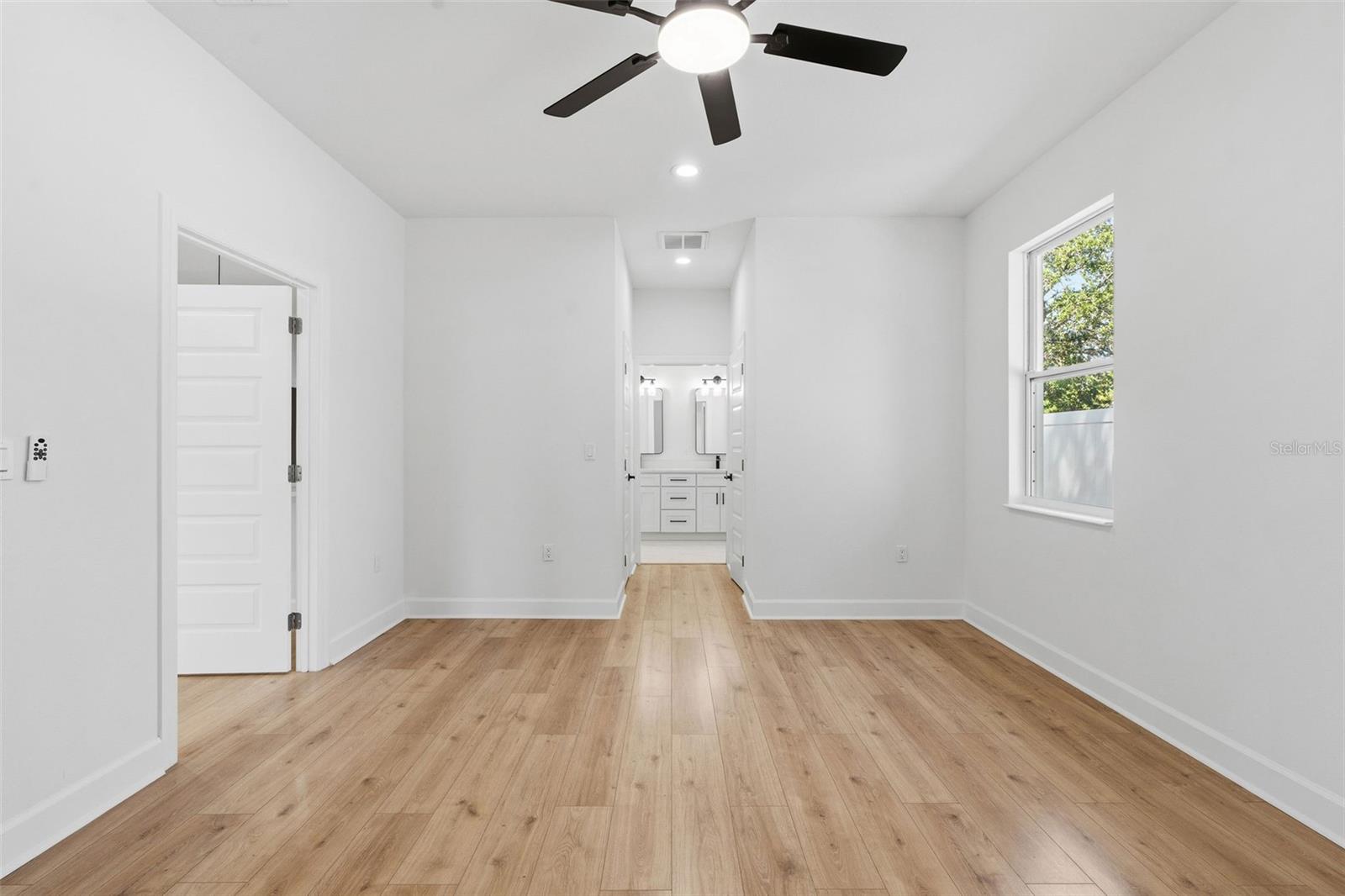 2617 E PALIFOX ST, TAMPA, FL, 33610