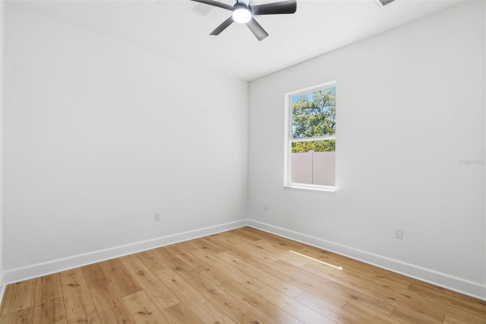 2617 E PALIFOX ST, TAMPA, FL, 33610