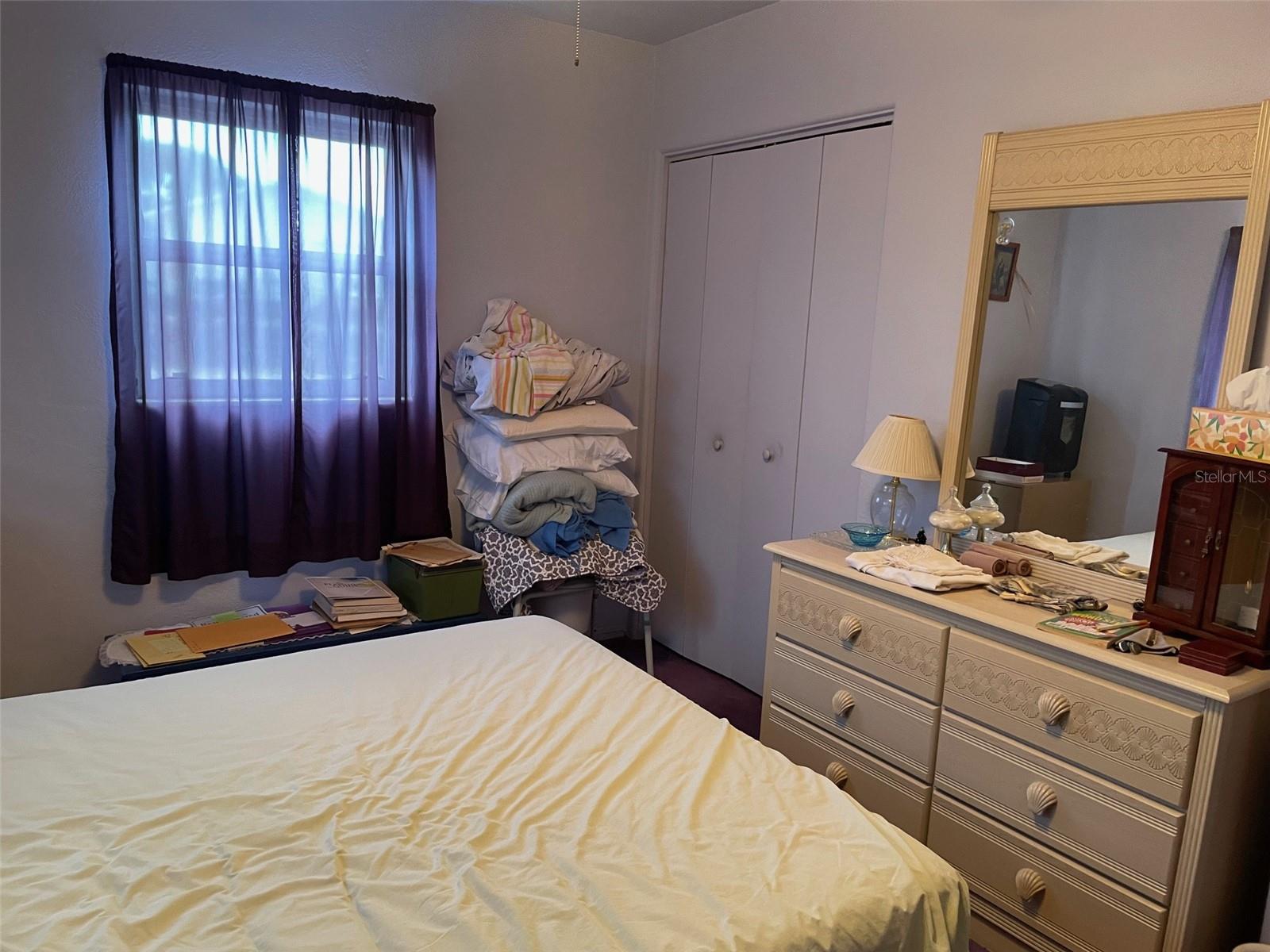 5833 MCKEE LAKE DR N, ST PETERSBURG, FL, 33709