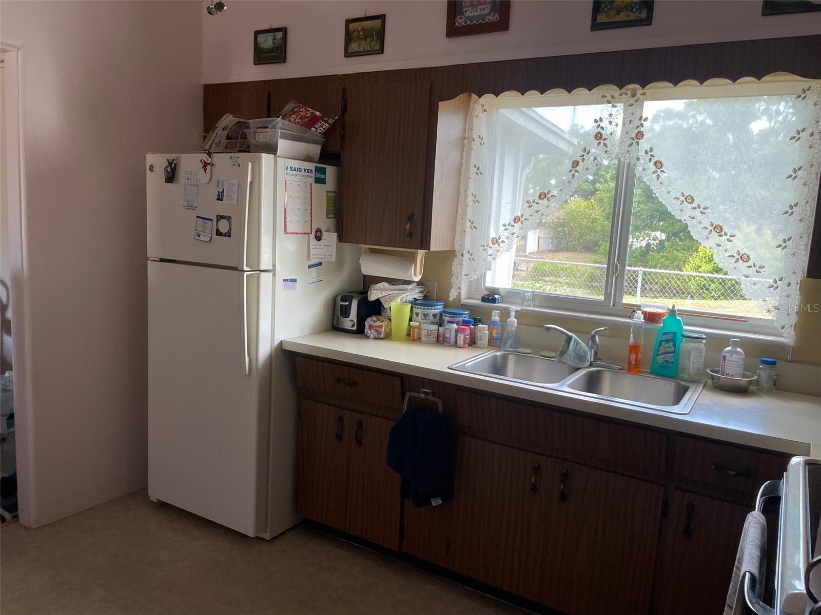 5833 MCKEE LAKE DR N, ST PETERSBURG, FL, 33709