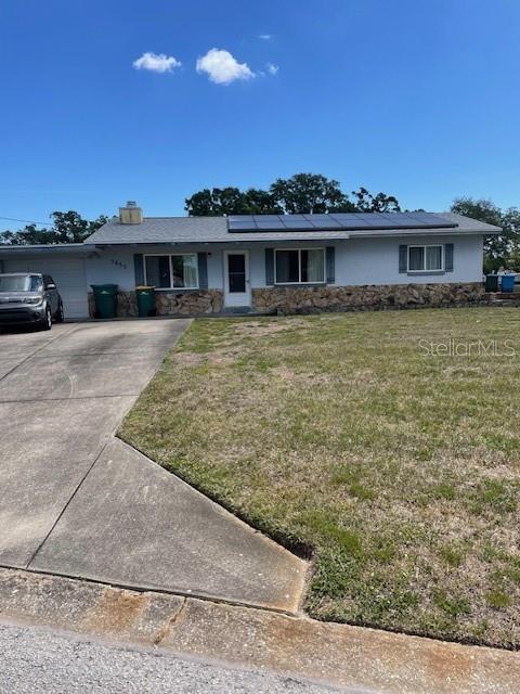 5833 MCKEE LAKE DR N, ST PETERSBURG, FL, 33709