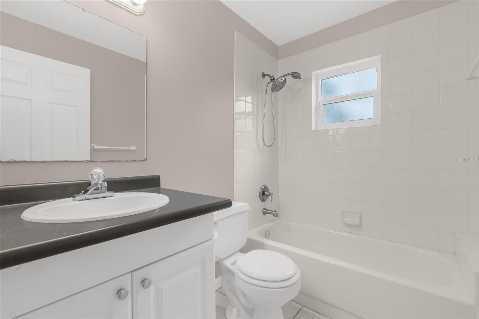 203 LARKSPUR CT, KISSIMMEE, FL, 34743