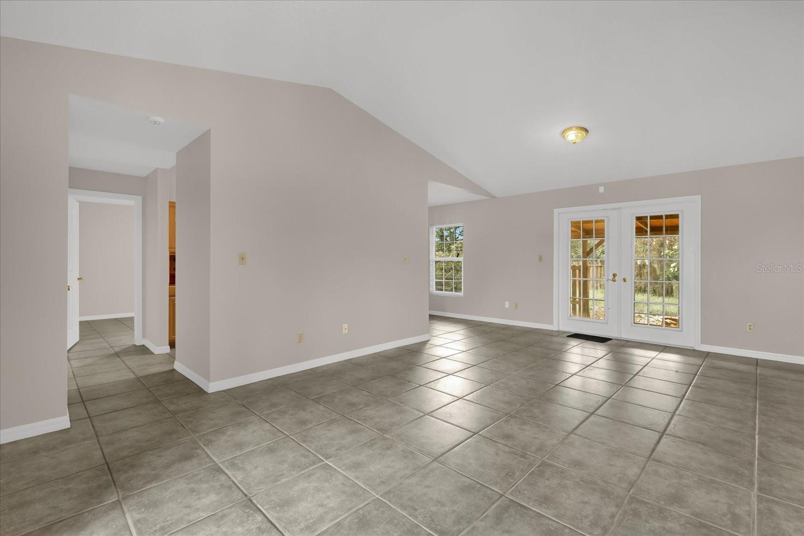203 LARKSPUR CT, KISSIMMEE, FL, 34743